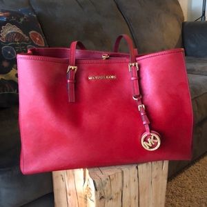 Michael Kors purse